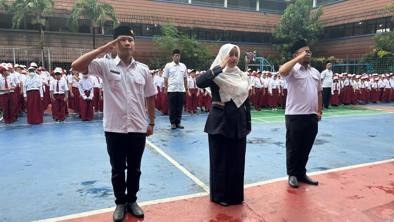 Upacara Bendera Senin